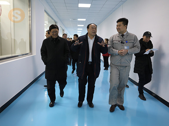 2019年2月12日　當(dāng)時(shí)遼寧省錦州市委書(shū)記王德佳さんが當(dāng)社の創(chuàng)惠工場(chǎng)を視察 